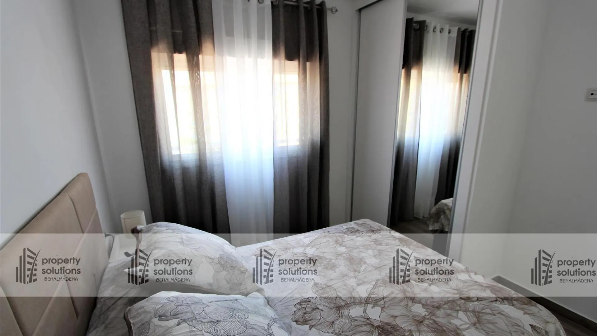 735 Apartamento Benalmadena - Vista Al Mar - Playa A 300 Metros. Apartment 0*,  Spain